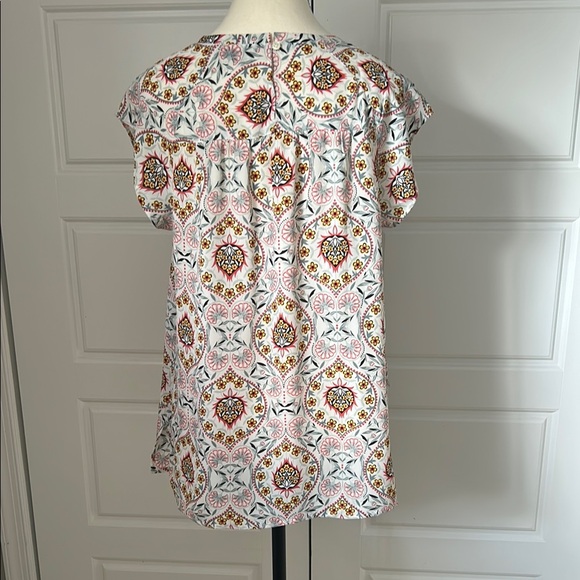 LOFT Multicolor Flutter Sleeve Blouse Relaxed Fit - Picture 3 of 7